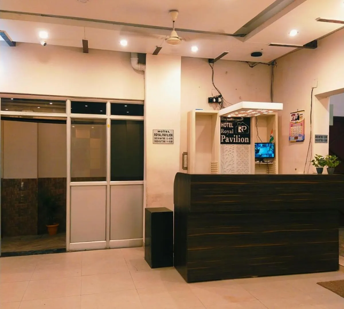 Omkaram Ashramam Gust House Hotel Varanasi