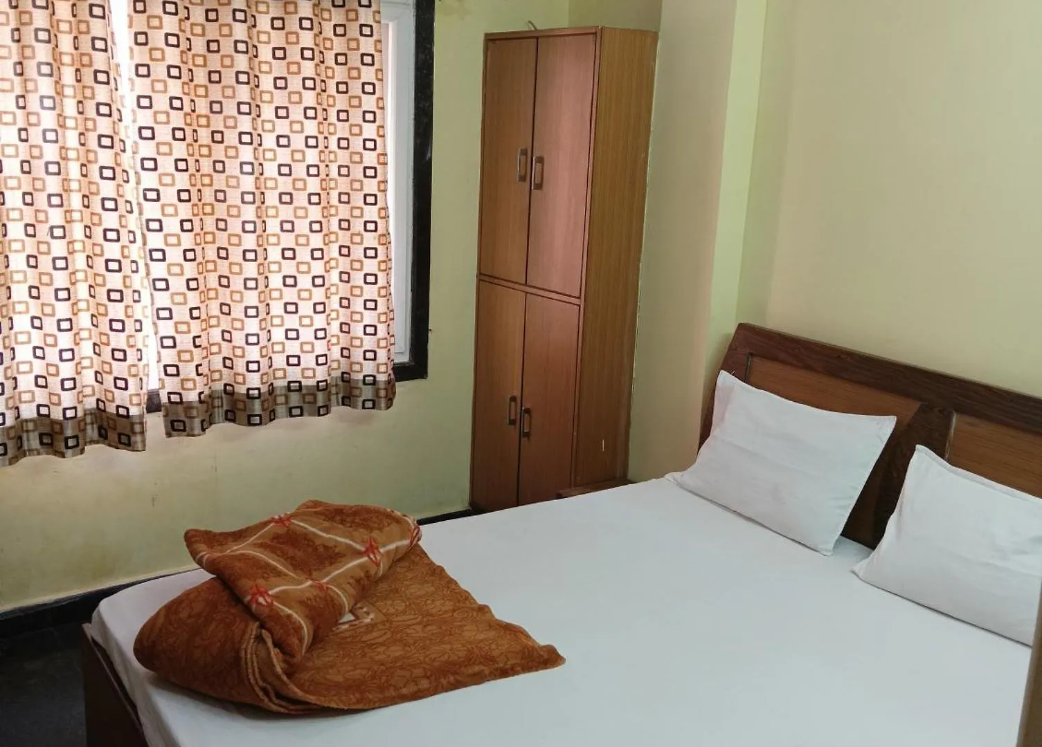 Omkaram Ashramam Gust House Hotel Varanasi